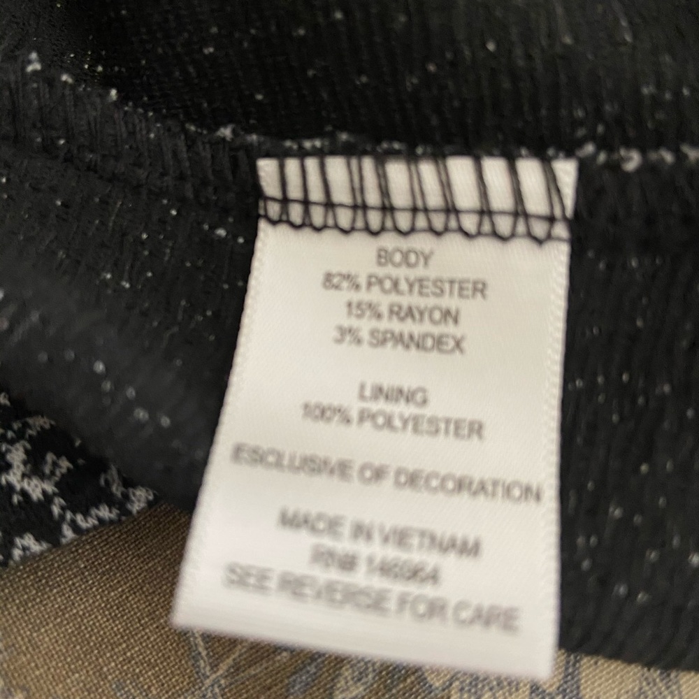 Signature by Robbie Bee Women’s dress Size M. - Picture 7 of 7